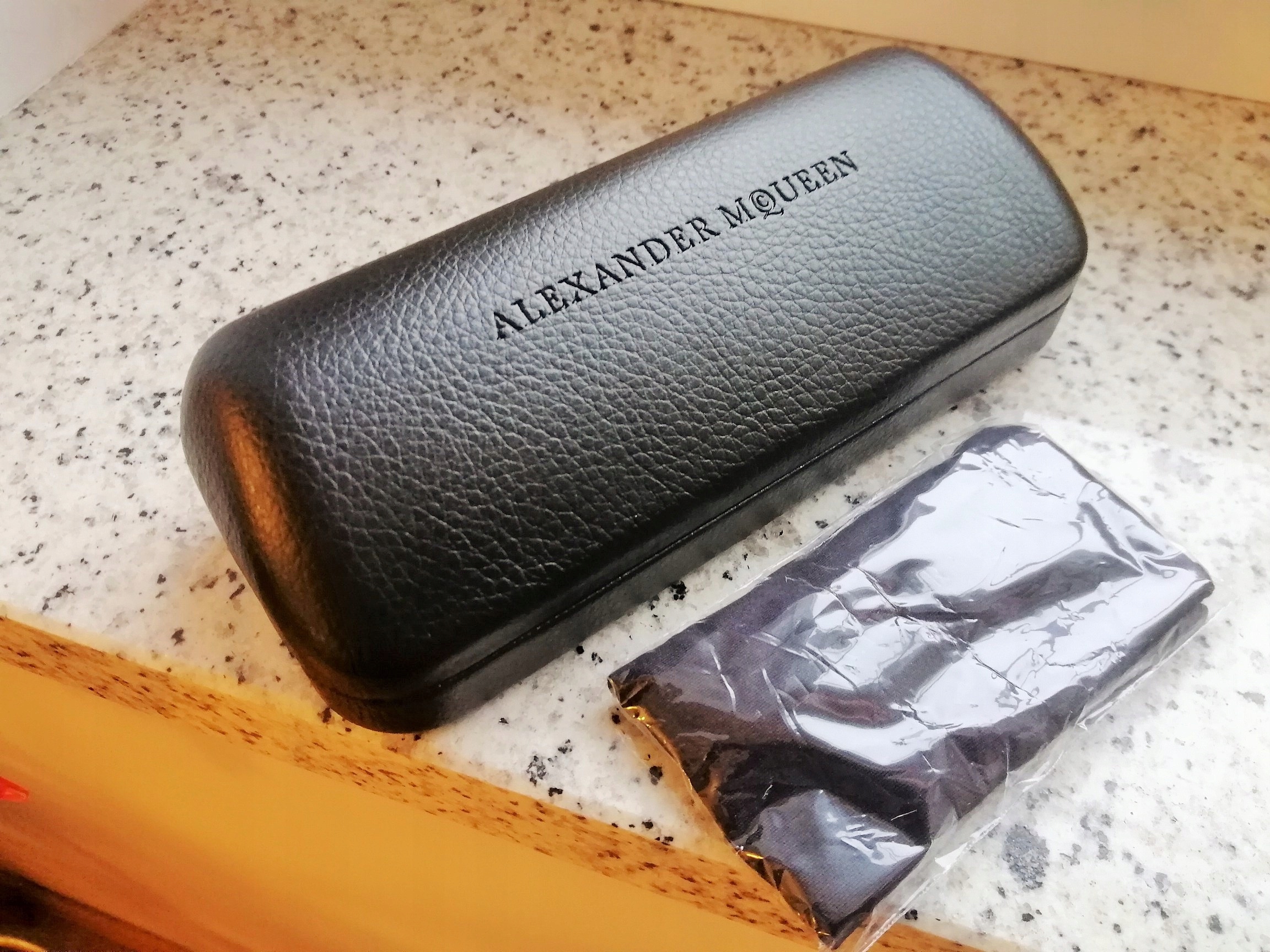 Okuliare Alexander McQueen Ekologická koža
