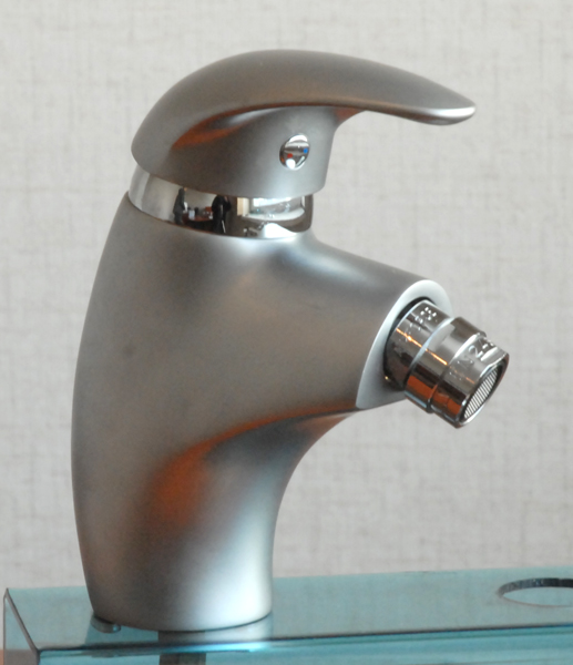 Faris Bugatti Chrom Mat bidet batéria