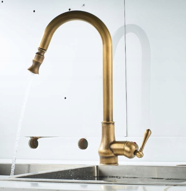 Kuchynská batéria - Retro kuchyňa Faucet Golden Antical Brushed