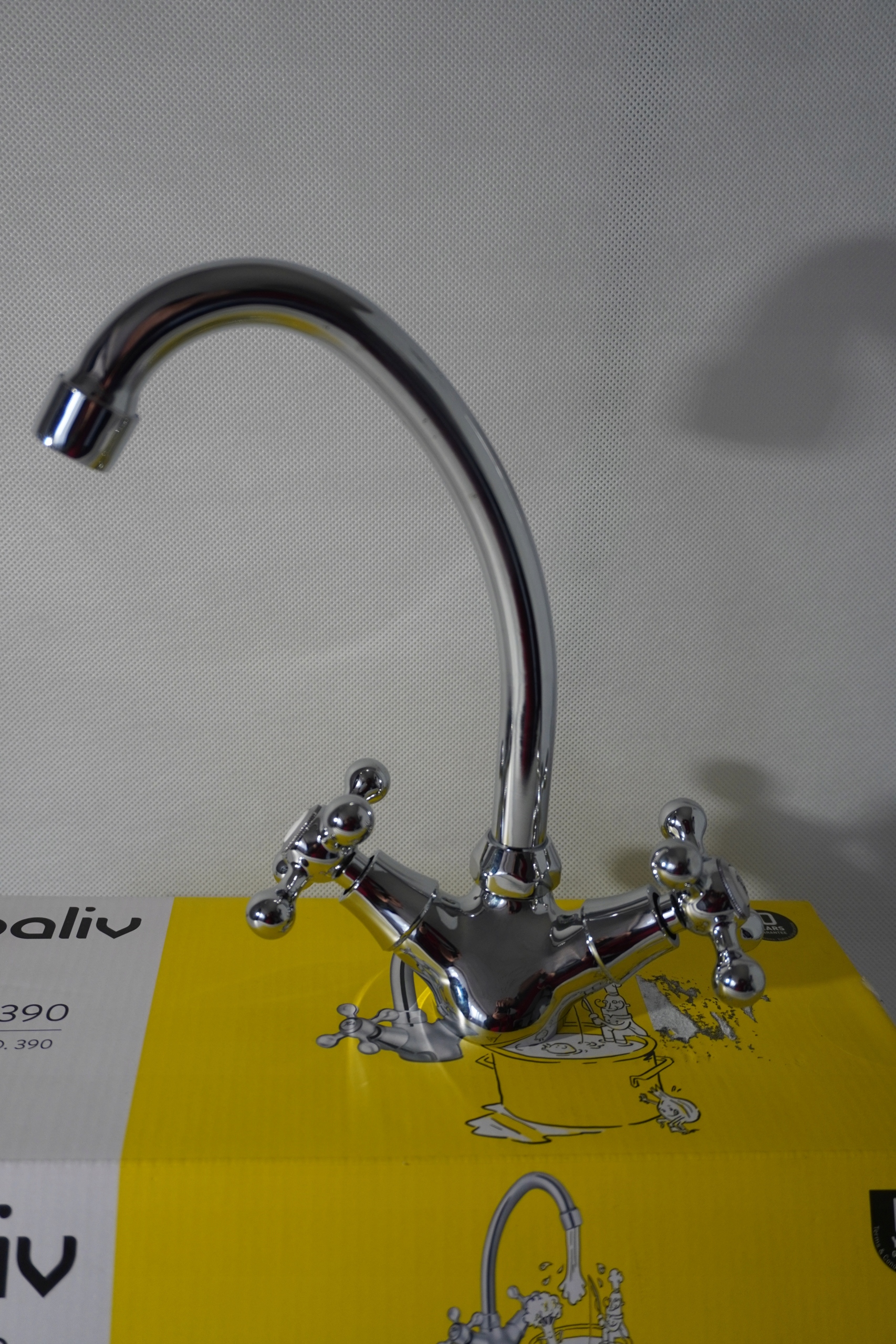 Sink batéria, mobilný výtokový umývadlo