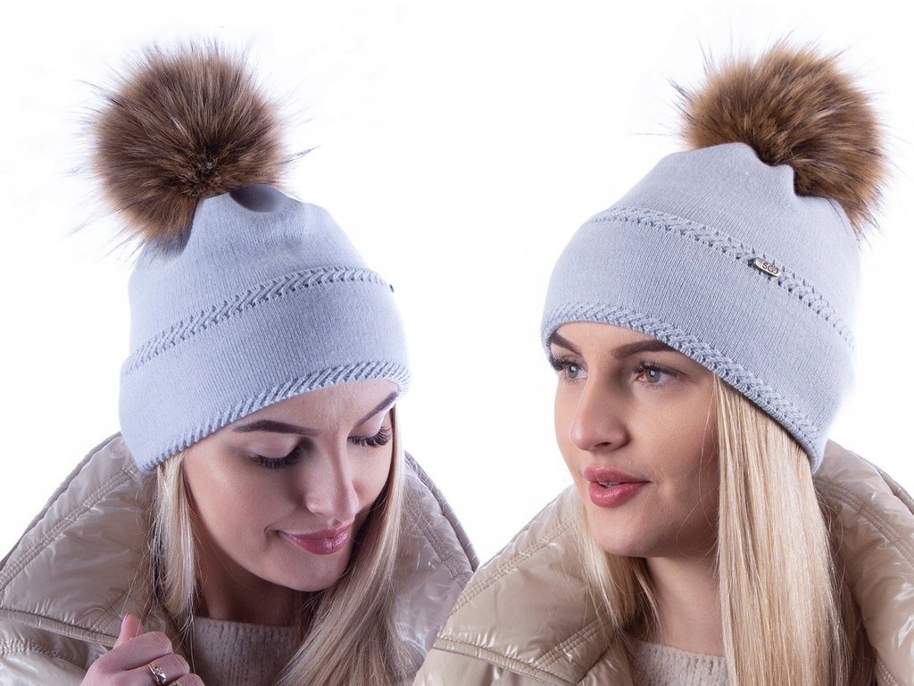 Dámska zimná čiapka s pompom zmrzlinou