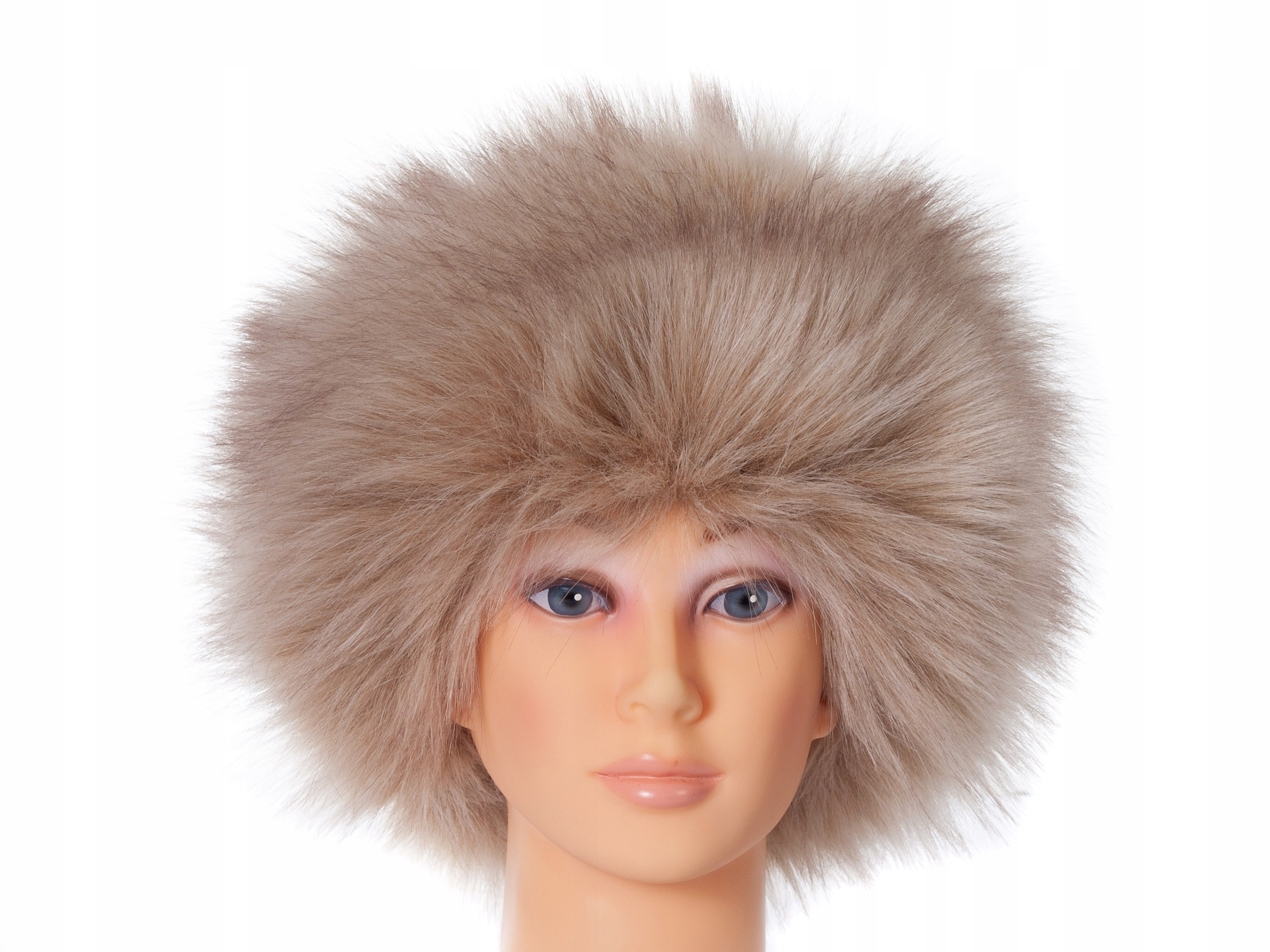 Sisi Winter Cap Beige. Universal