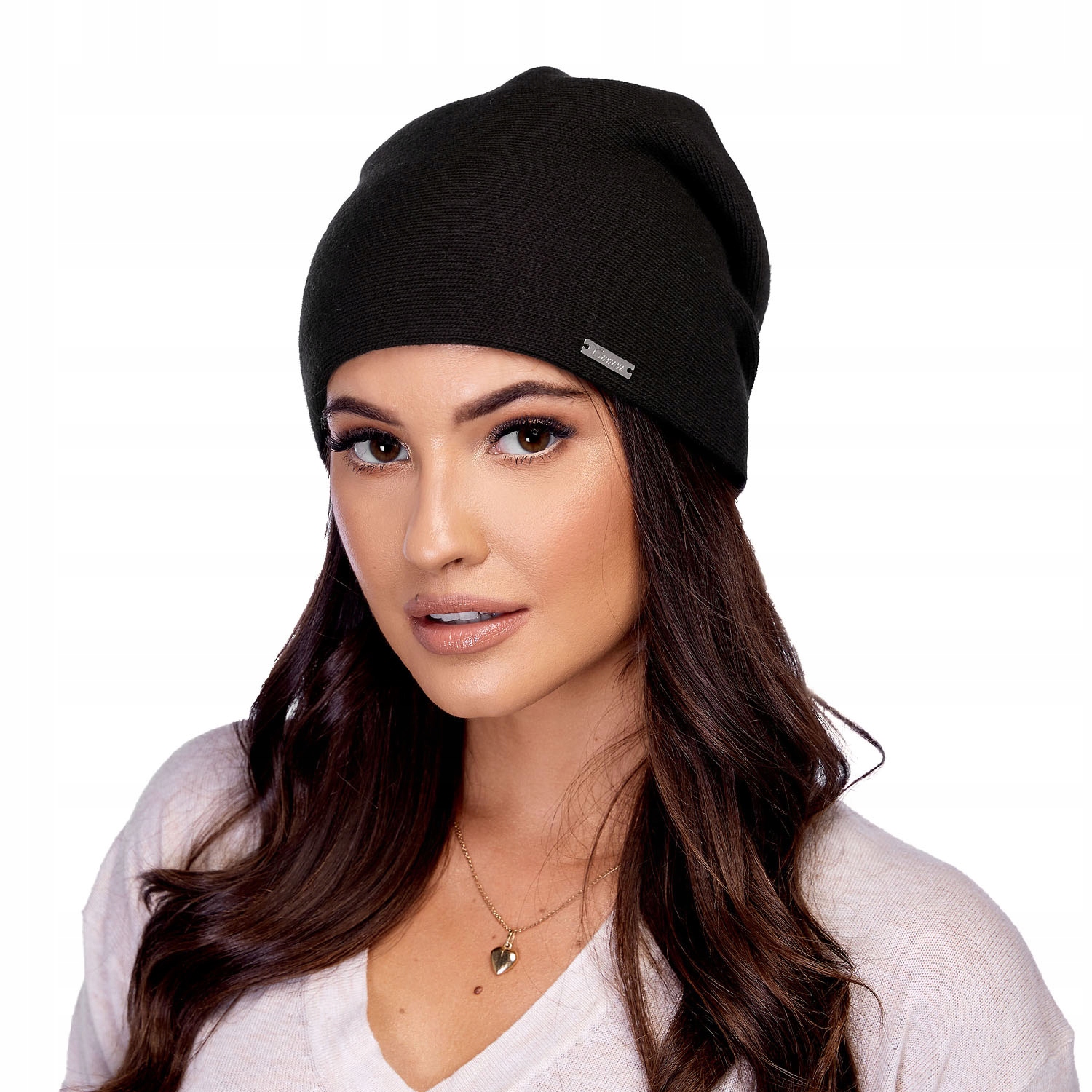 Beanie Carmen Winter Cap Black. Universal