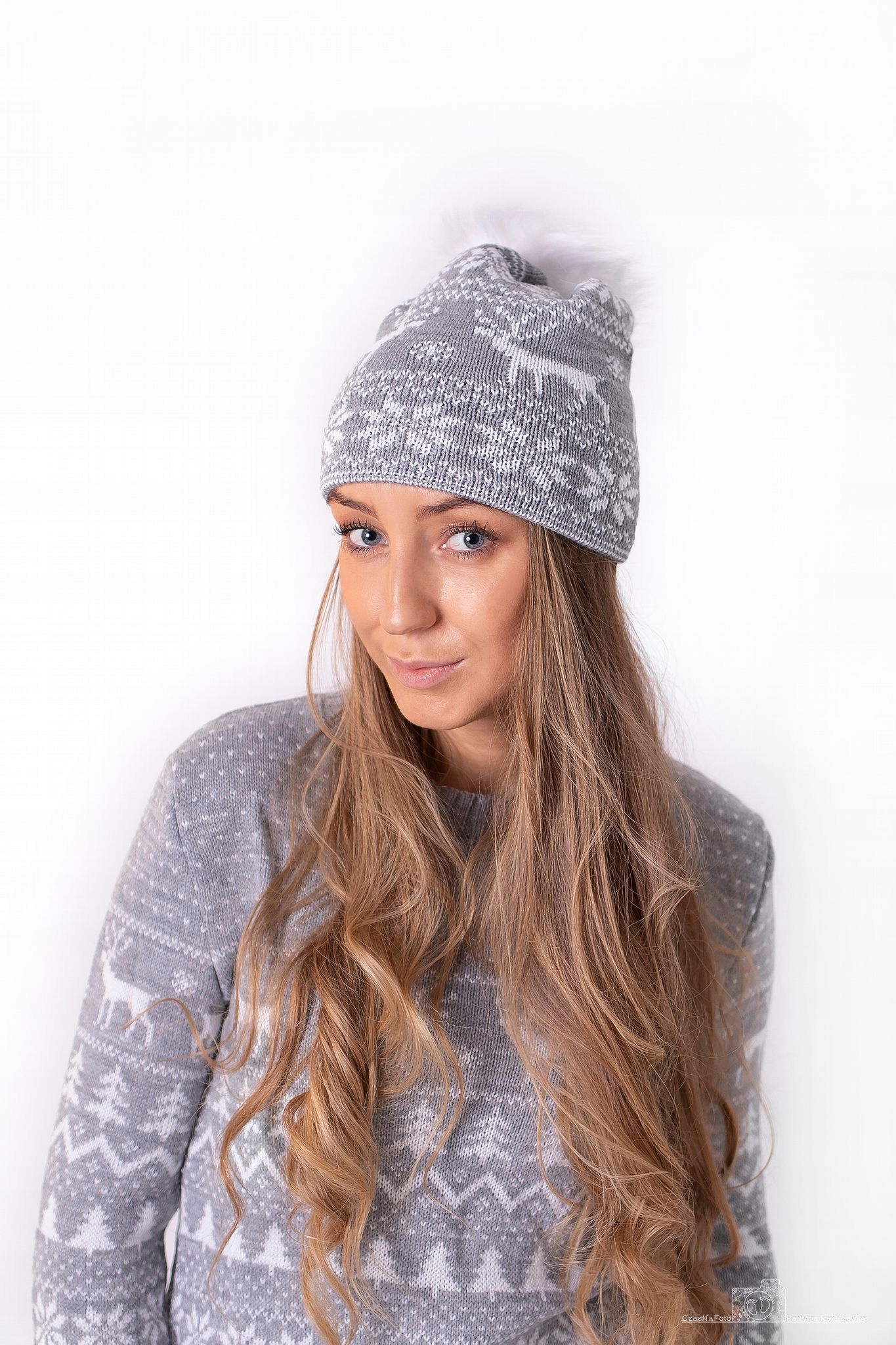 Zimná čiapka Beanie White, Gray. Universal