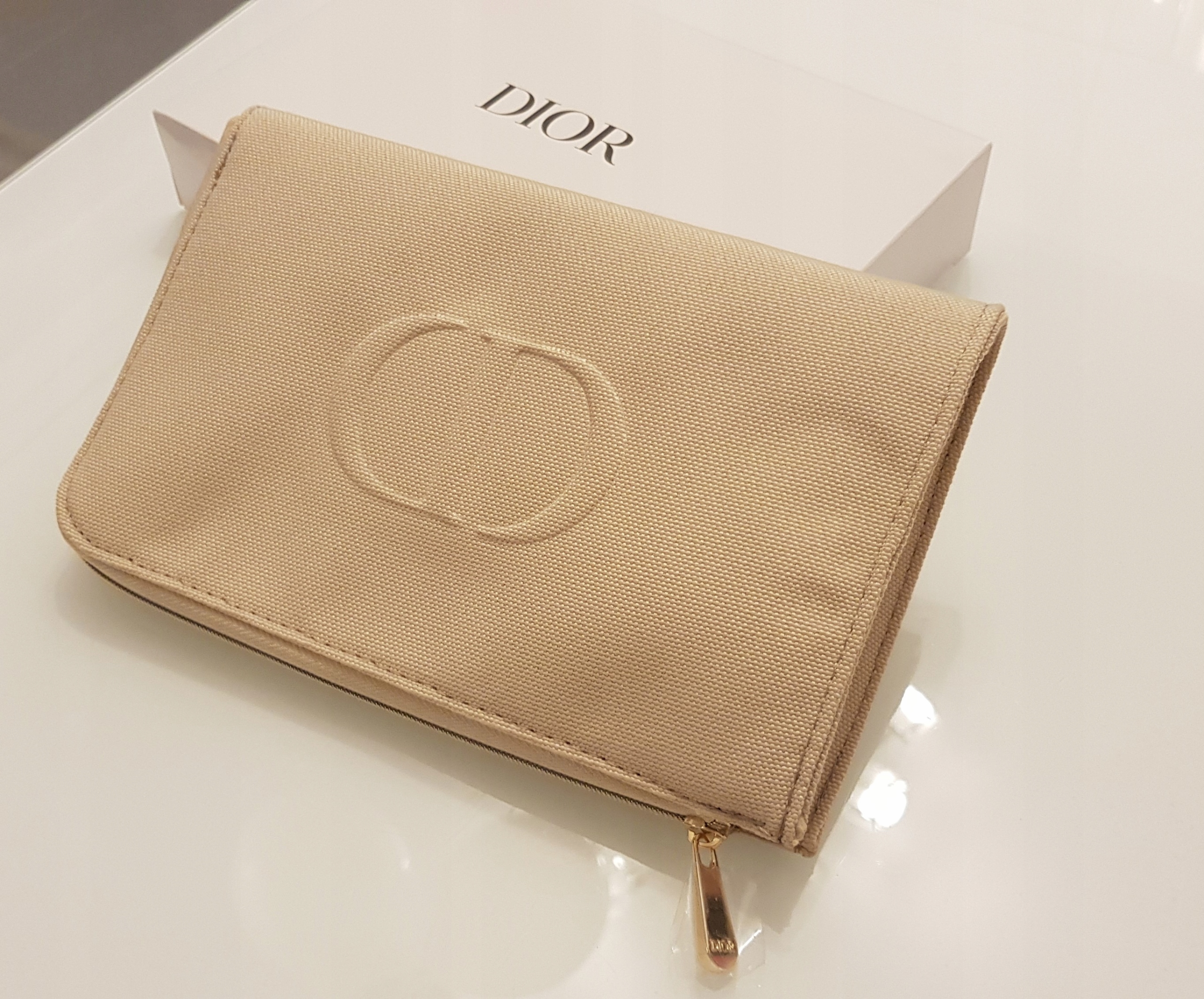 Kozmetička Dior Trousse Pash Béžová, viacnásobná, zlatá