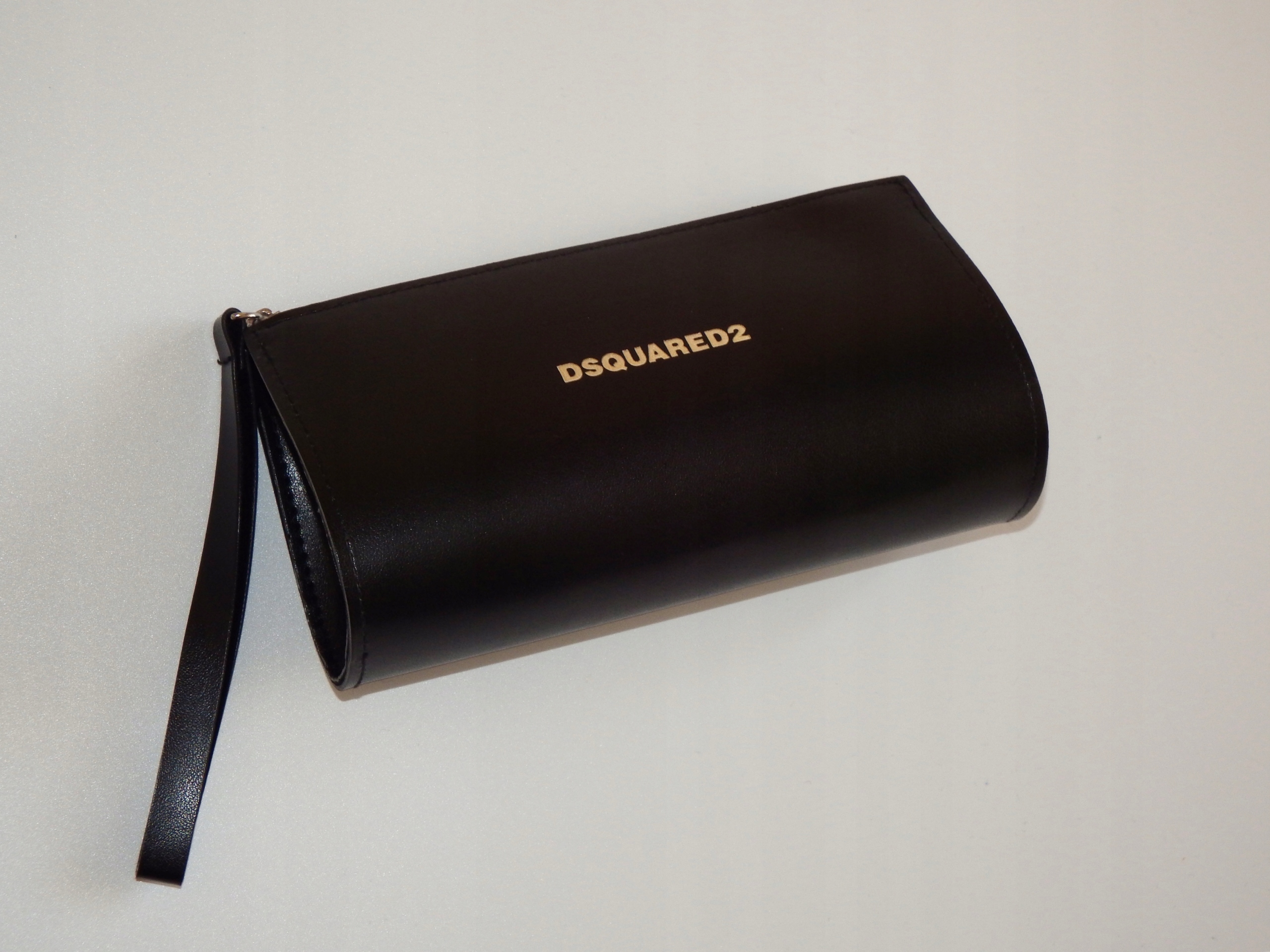 Puzdro na okuliare Dsquared2