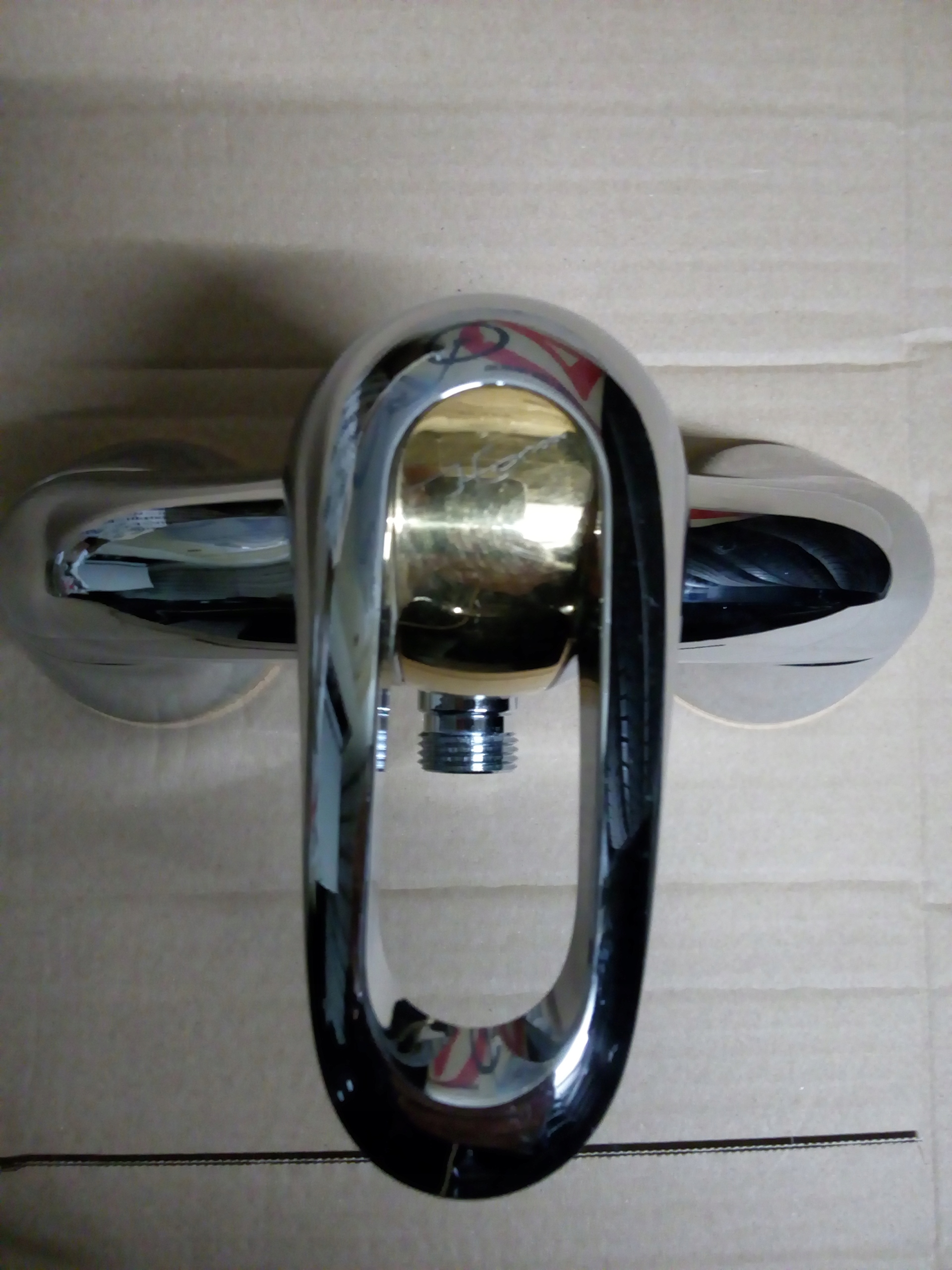 Hansaronda 03670100 Chrome/Gold Spray Batéria