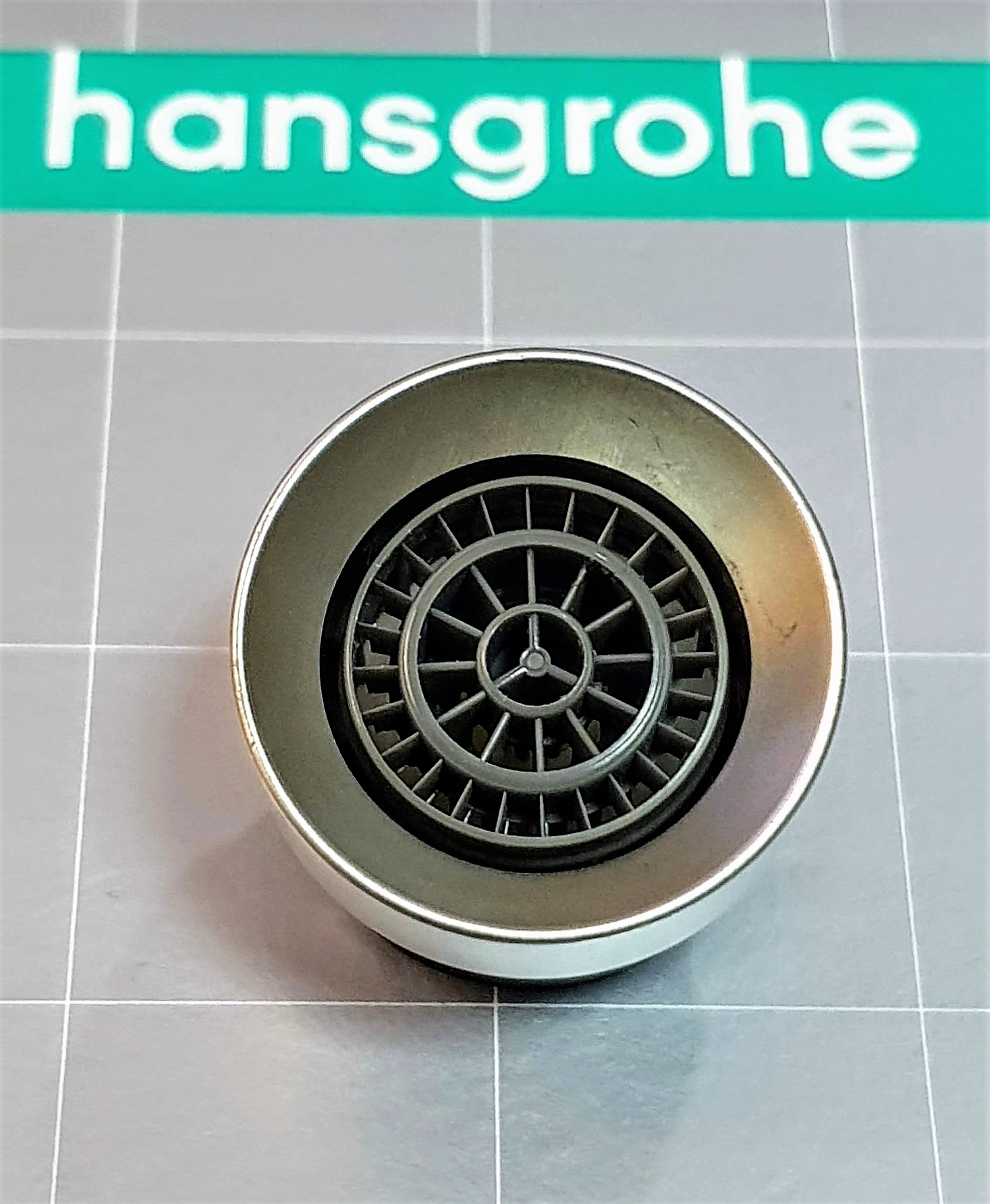 Hansgrohe Buyalor M24x1, Axstarck Satinox 94005810
