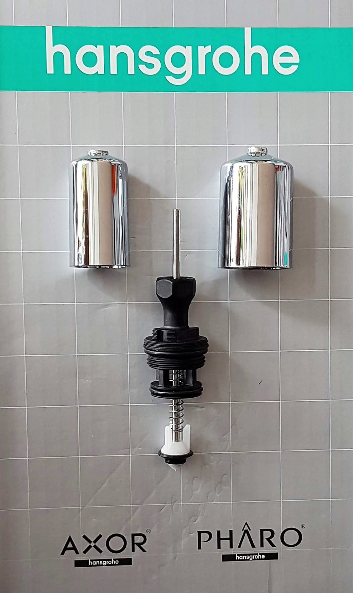 Hansgrohe prepínač 95014000 na netopier. skrytý