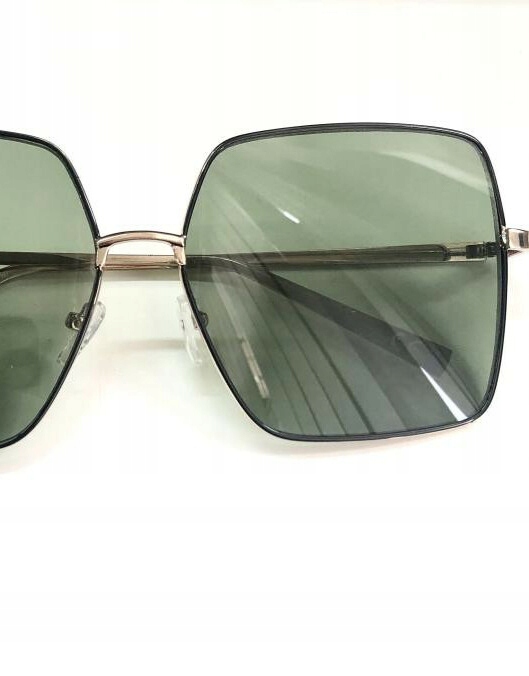 Slnečné okuliare Ray -ban Pilot (Aviators) - ženský produkt