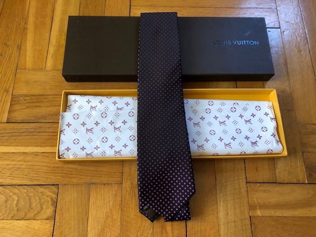 Sada nosných utier s kravatou Jacquard