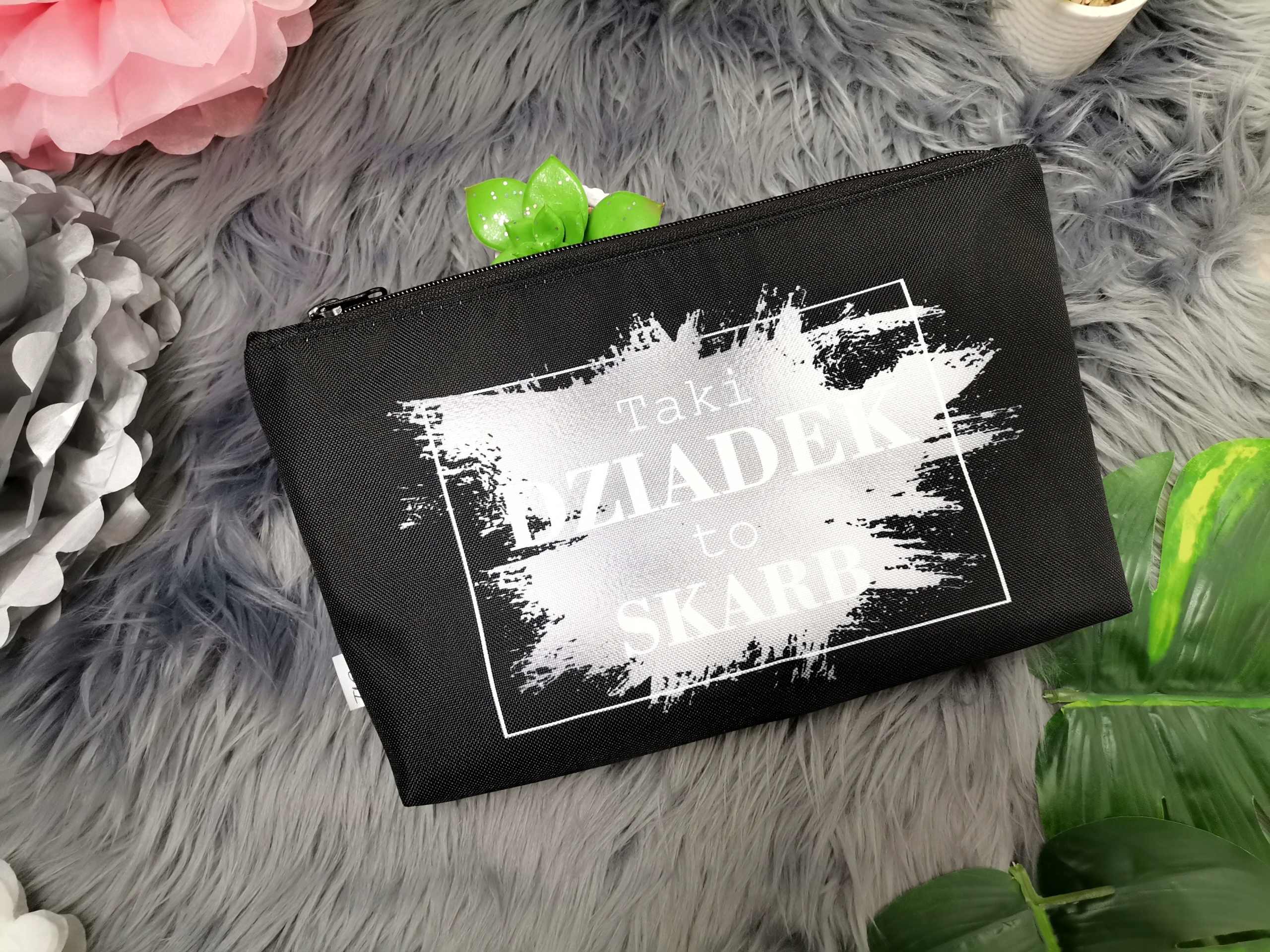 Kozmetička Tula & Bags Deň dedka čierna, strieborná