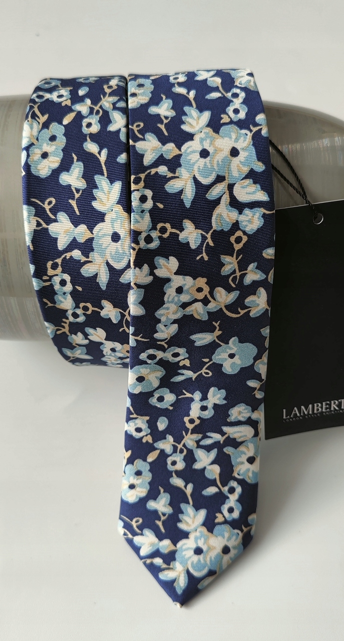 Lambert kravata wólczanka námornícke modré hodvábne kvety 6 cm