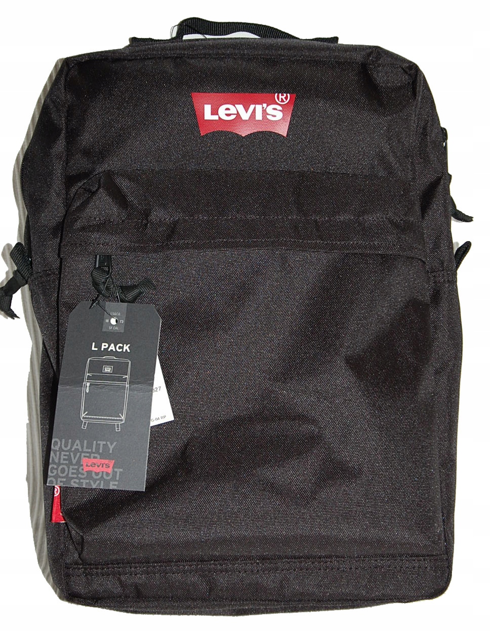 Leviho čierny športový batoh