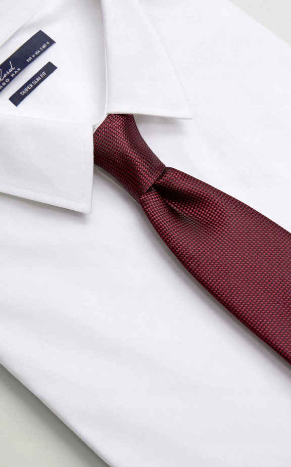 Úzka kravata mango polyester červená