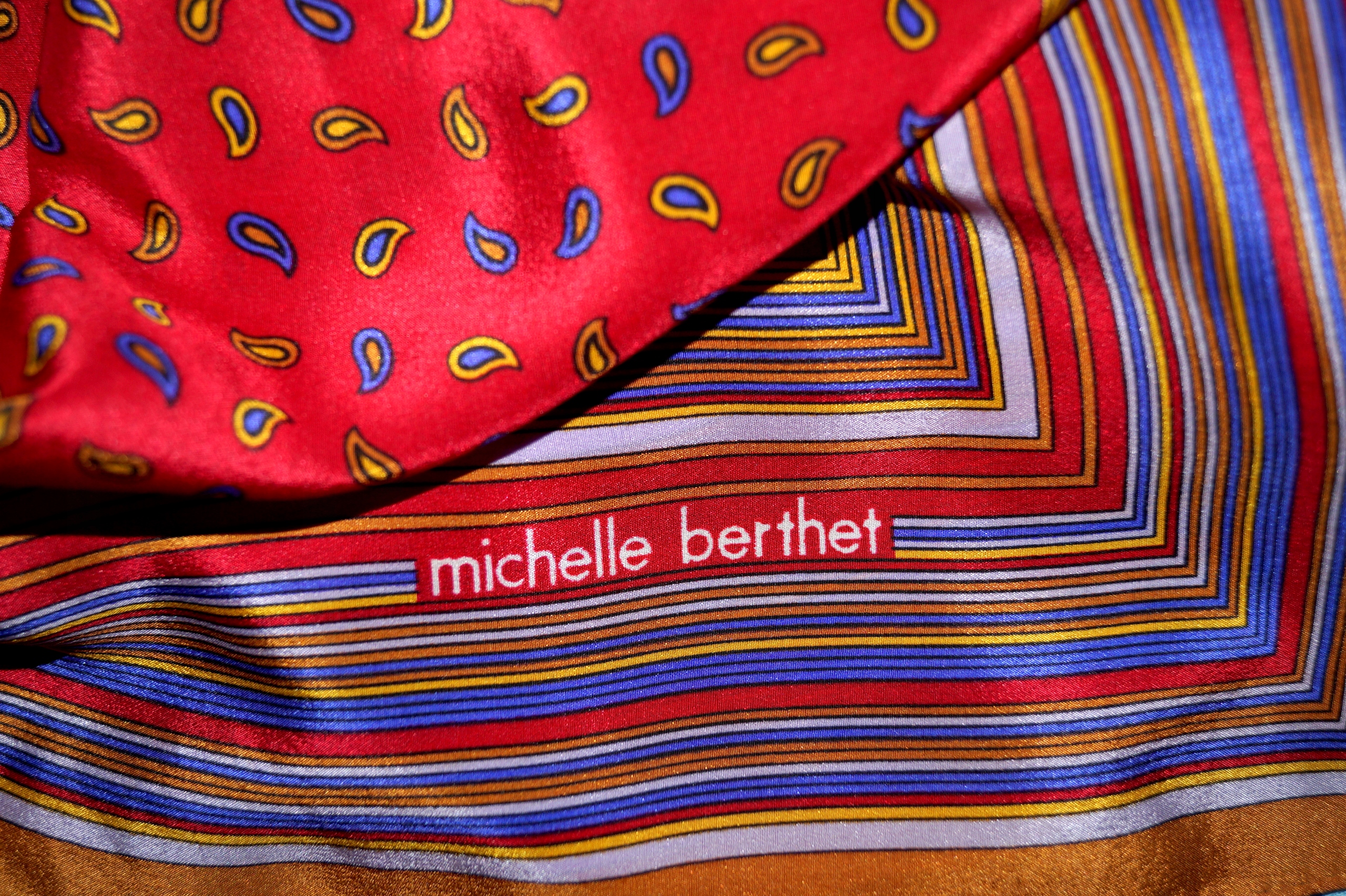 Šatka - Šálka Michelle Berthet, červená, námornícka modrá, žltá