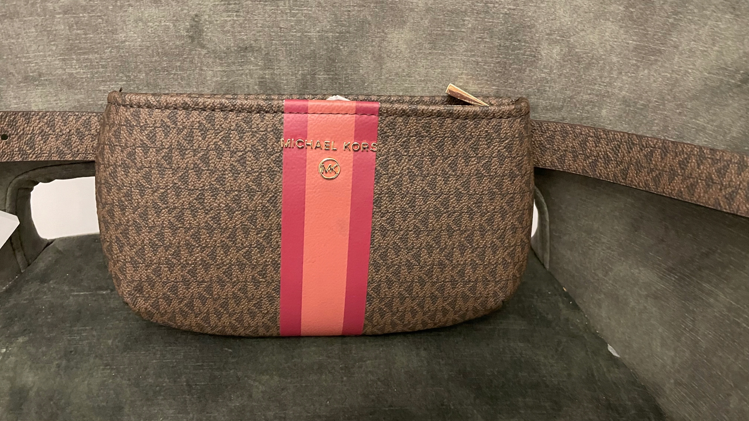 Bedrový vasky Michael Kors 556137C Brown