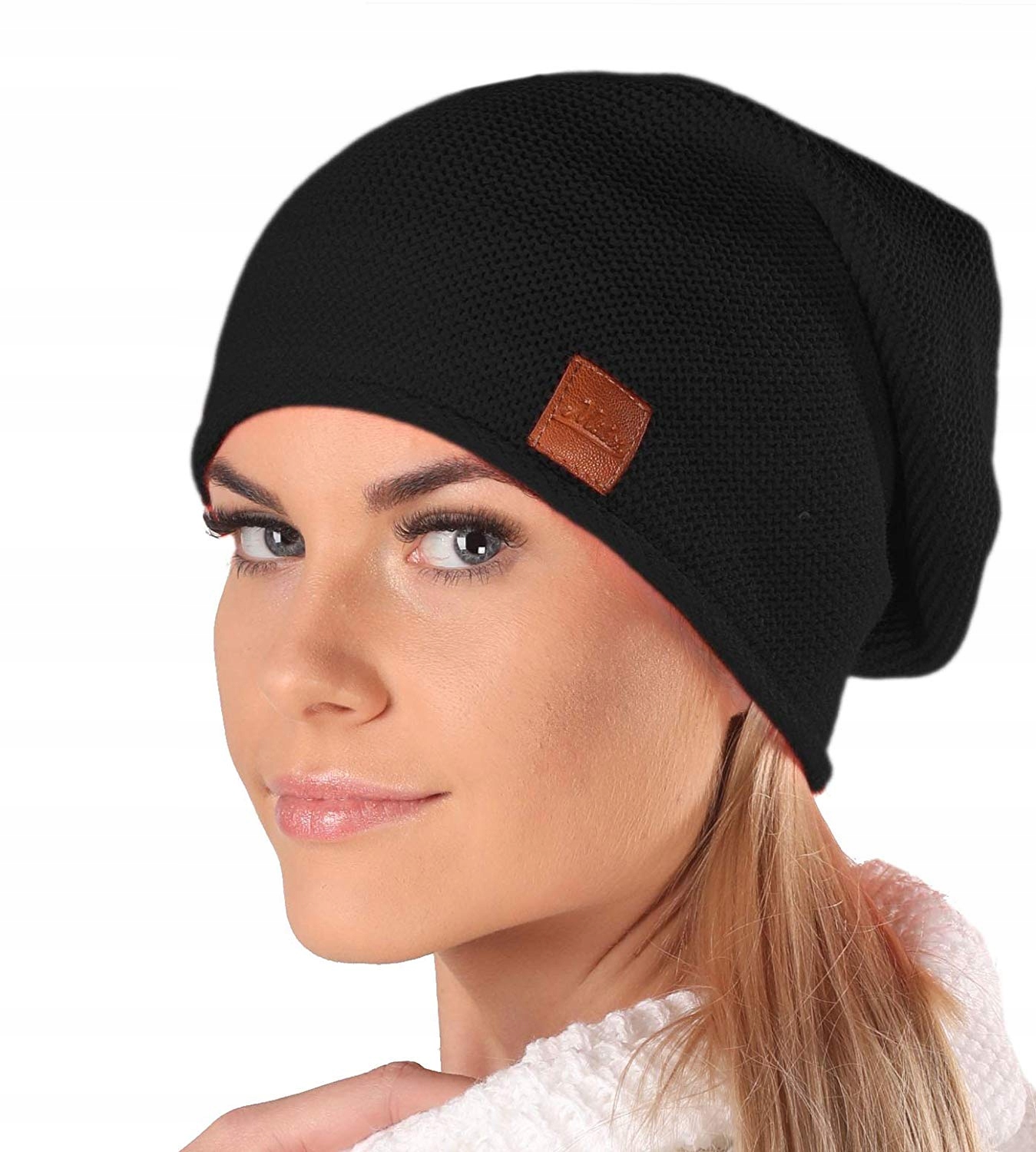 Beanie Mikos čierna zimná čiapka, univerzálna