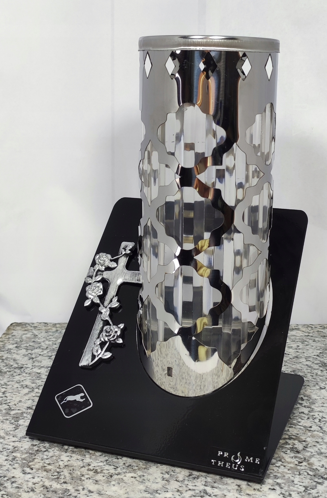 Svietnik, lampáš - Moderná oceľová sviečka Lanternica s krížom