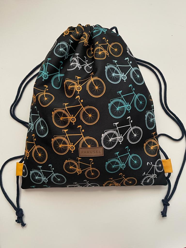 Knižná taška, komické bicykle