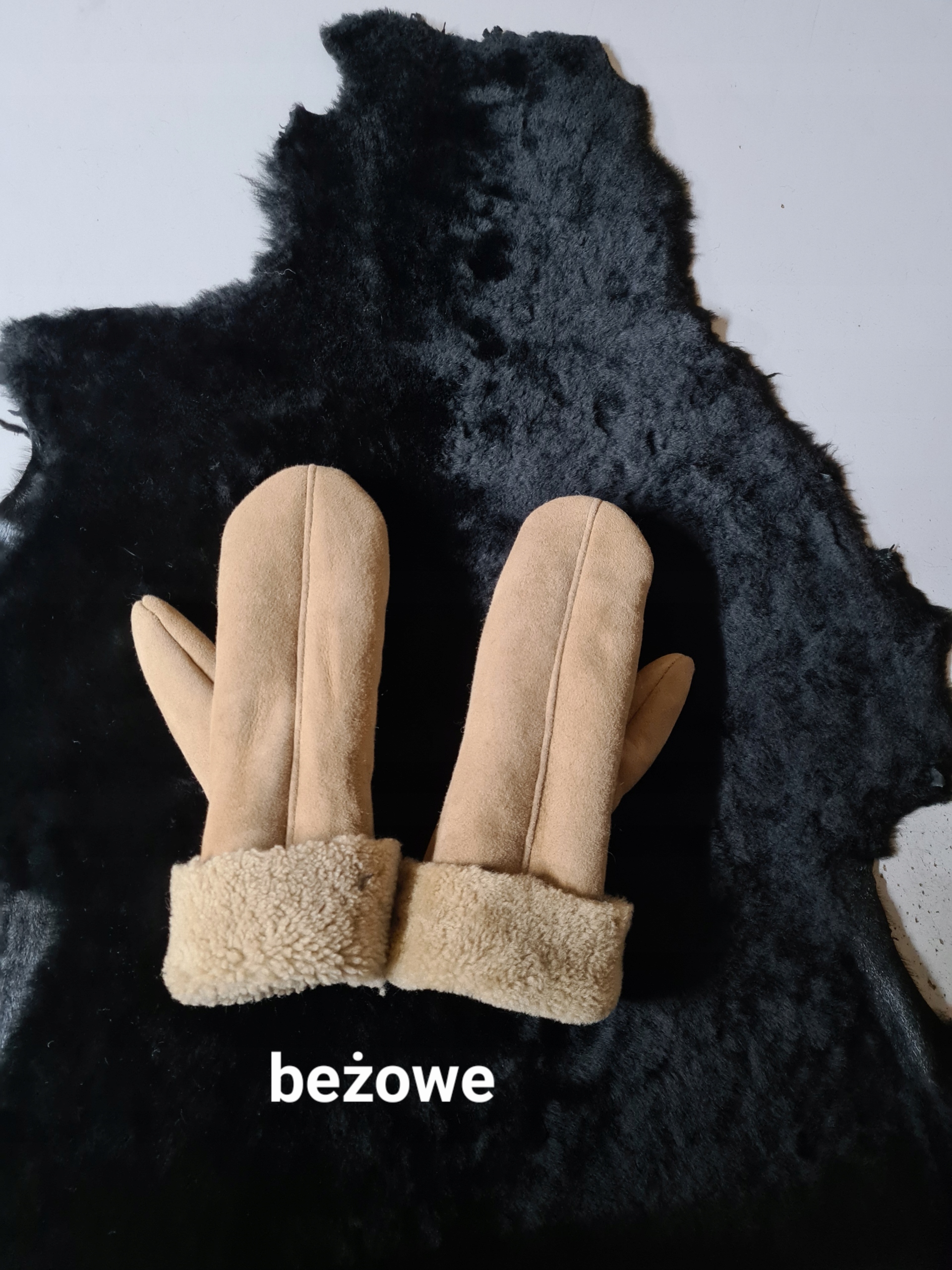 Rukavice - S.J.Kożuchy Single -Falgled Rukavice Prírodná koža L/XL - Dámsky produkt