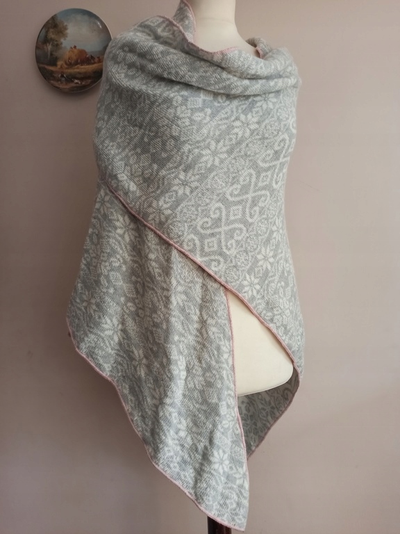 Šatka - Wsida Zawillings Herz Wool White, Grey